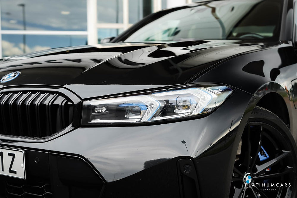 BMW 330e xDrive Sedan M Sport 292hk 2024 / LEASEBAR / Kolfiber