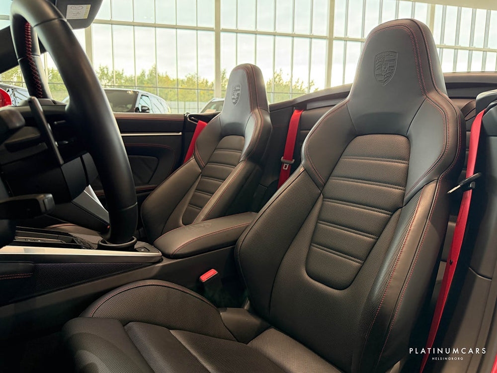 Porsche 911 Turbo S 992 Cabriolet 650hk / Sv.såld / LEASEBAR / Burmester