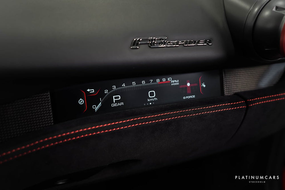 Ferrari F8 Spider Spider 3.9 V8 DCT 720hk / Carbon / Titan