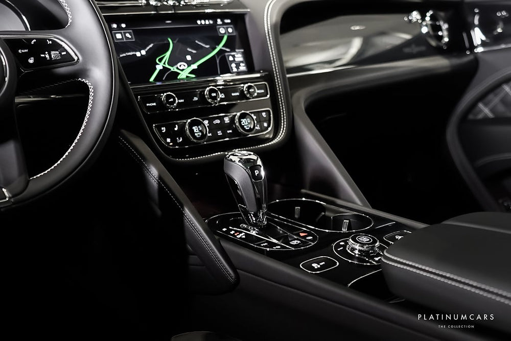 Bentley Bentayga V8 First Edition / Blackline / Mulliner