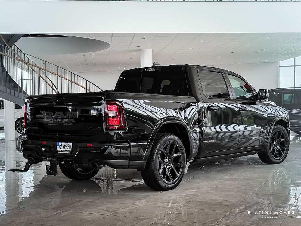 RAM 1500 Laramie Night Premium 2026 / NYA MOD/ LEASEBAR