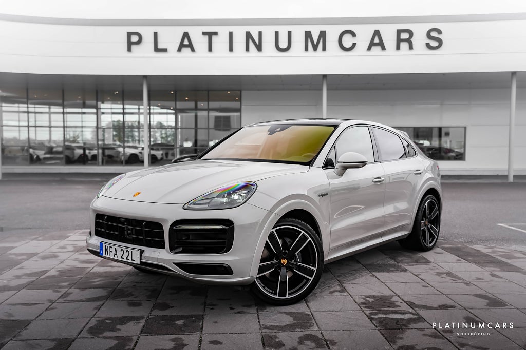 Porsche Cayenne E-Hybrid Coupé Platinum Edition 462hk / Sv.såld