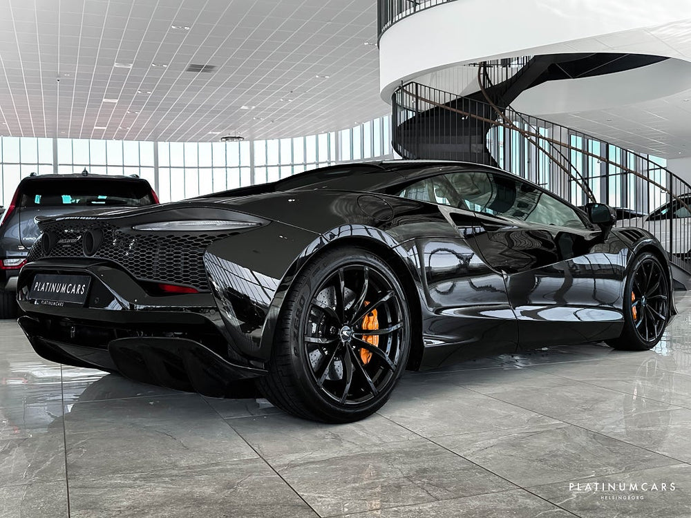 McLaren Artura 680hk / Sv.såld / Technology / B&W / Låga mil