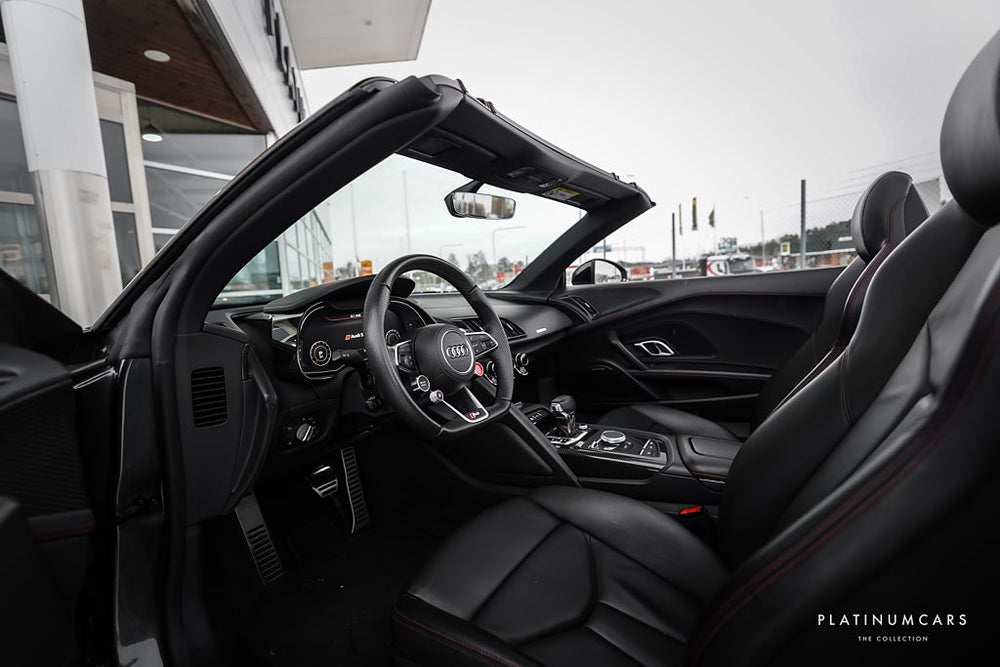 Audi R8 Spyder V10 Performance Q 620hk / B&O / Kolfiber
