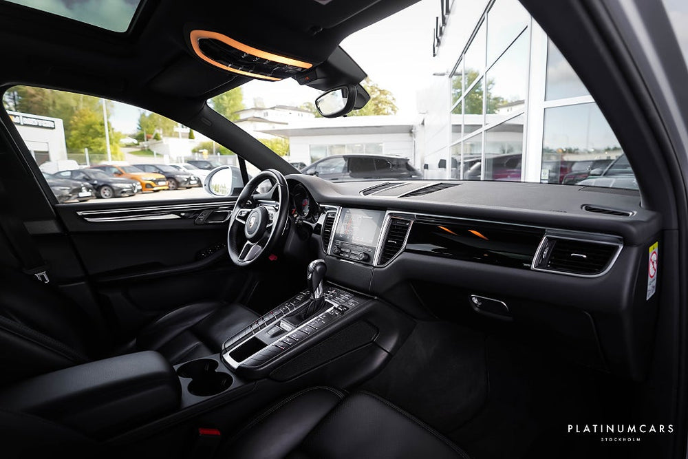 Porsche Macan S Diesel PDK 258hk / Sv.Såld / SportDesign / Pano