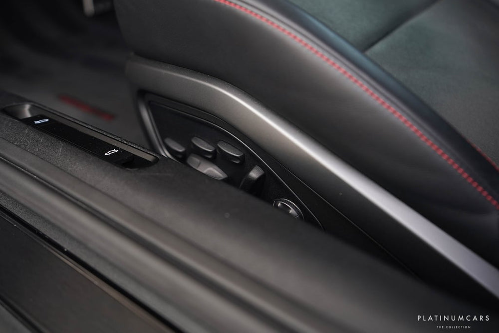 Porsche 911 992 Carrera 4 GTS 480hk / LEASEBAR / Sv.Såld / SE SPEC