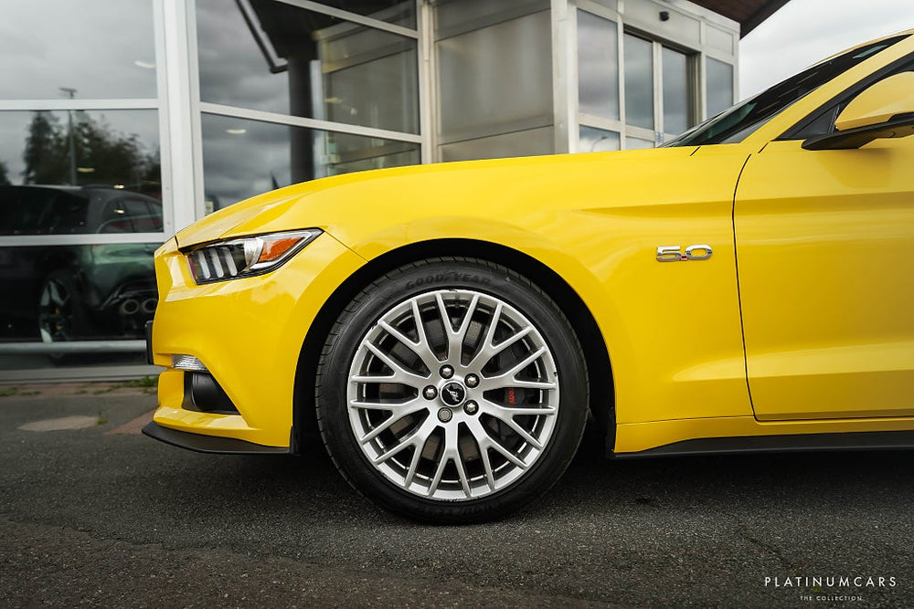 Ford Mustang GT Convertible 421hk / Sv.Såld / Låga mil  / Shaker