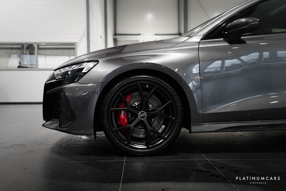 Audi RS3 Sportback 400hk 2026 / Kolfiber / Pano / RS Avgas