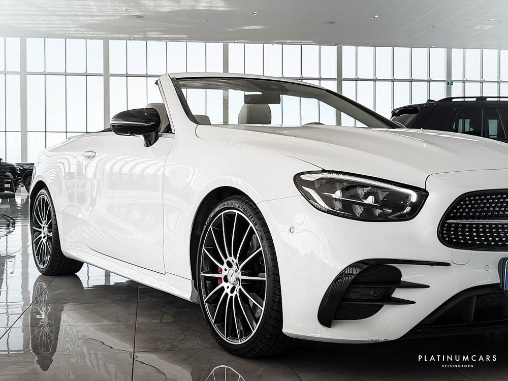 Mercedes-Benz E 300 Cab AMG 258hk / Night / Sv.såld / Massage