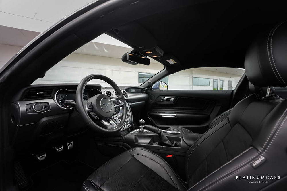 Ford Mustang GT 5.0 V8 450hk Performance Pack / B&O / Låga mil