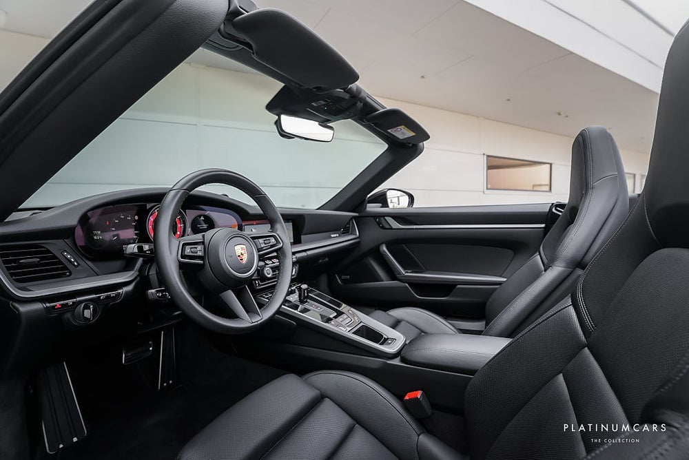 Porsche 911 992 Carrera 4S Cab PDK 450hk / Sv.såld / SE SPEC!