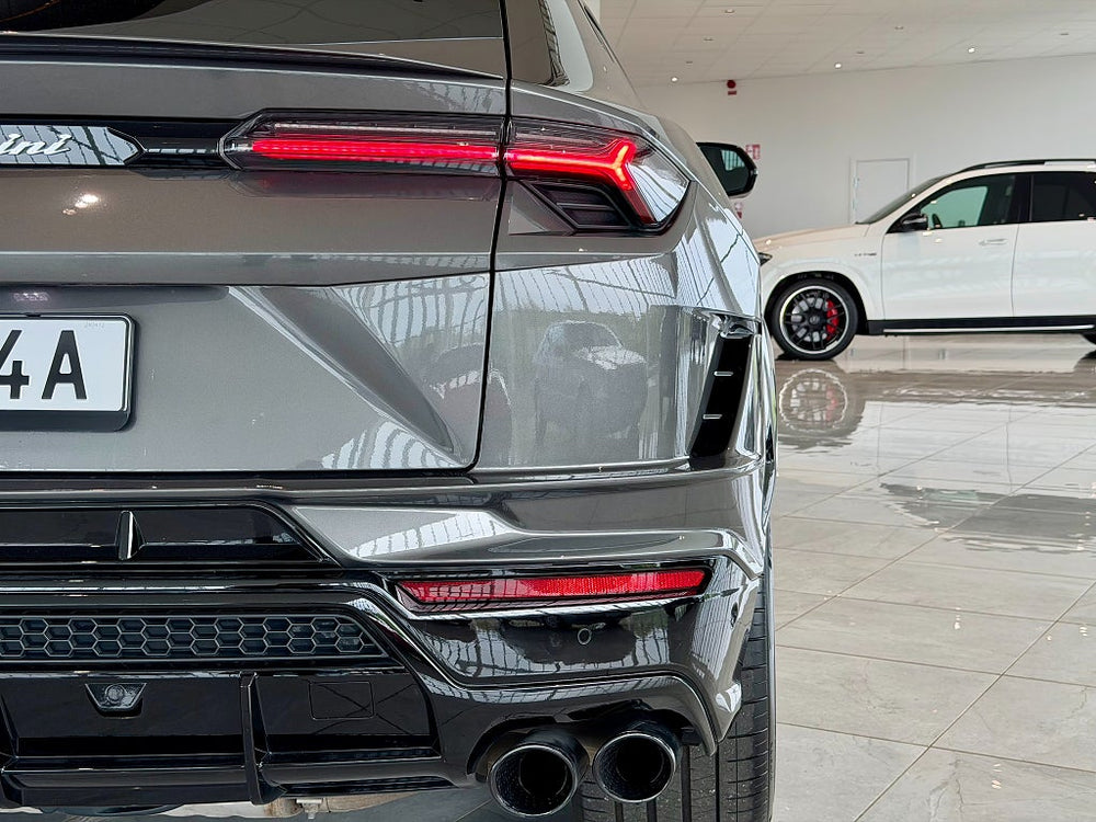 Lamborghini Urus S 666hk 2024 / Sv.såld / Style / Dark / B&O
