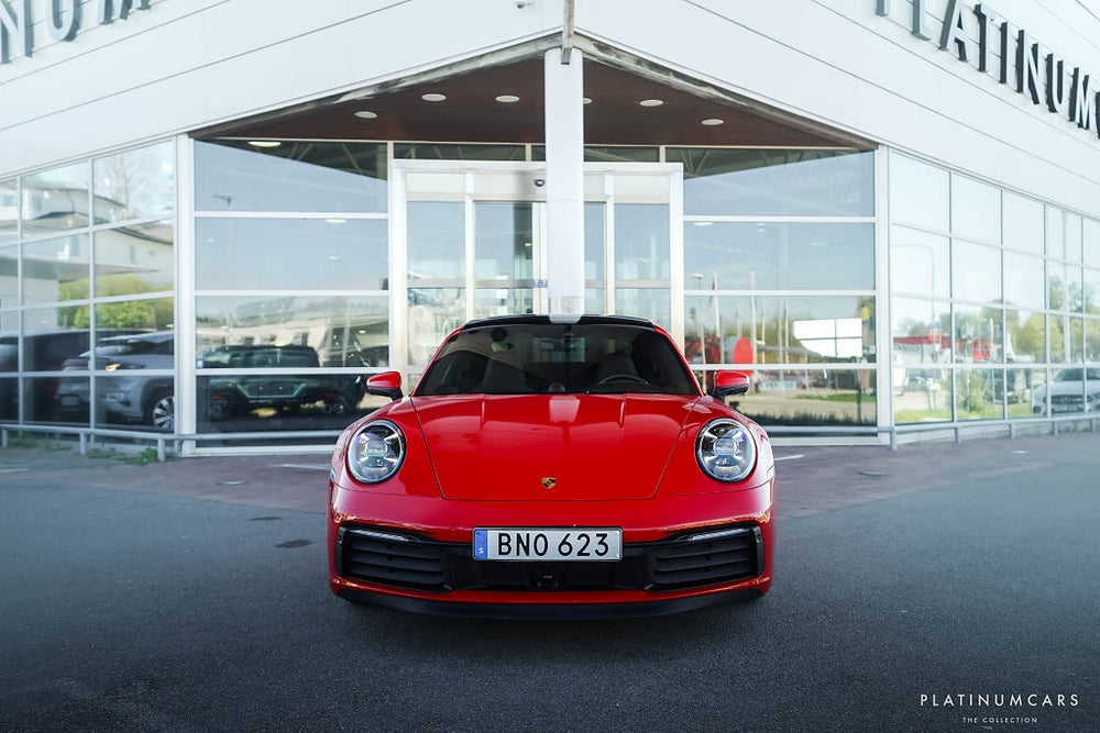 Porsche 911 992 Carrera 4S PDK 450hk / PDCC / Matrix / 18-vägs