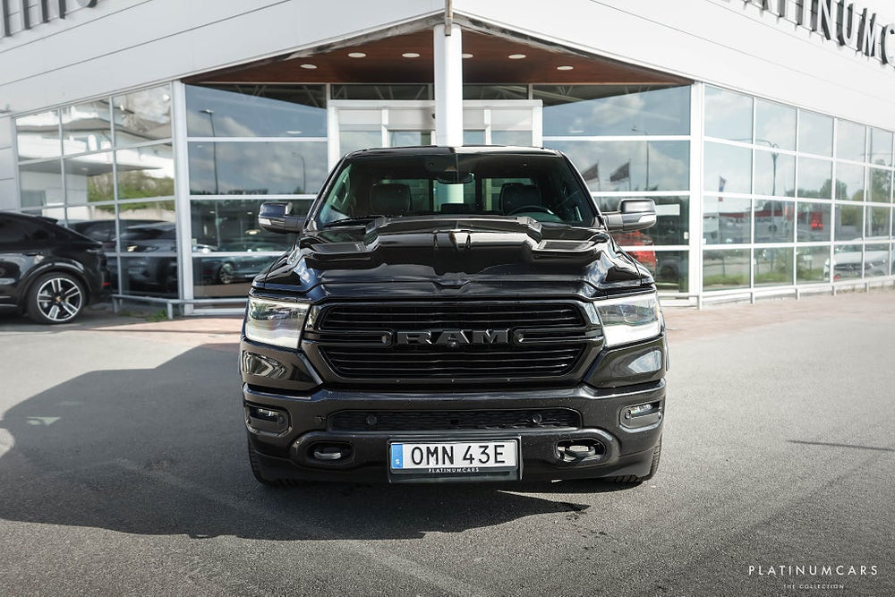 Dodge RAM 1500 Laramie Night EDT / H&K / Pano / Flaklock