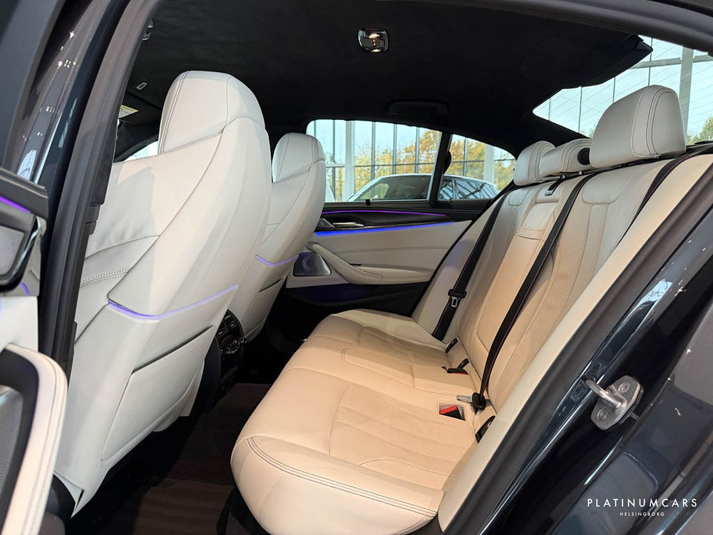 BMW M5 4.4 V8 AWD 600hk / Individual / B&W / HUD / Kolfiber