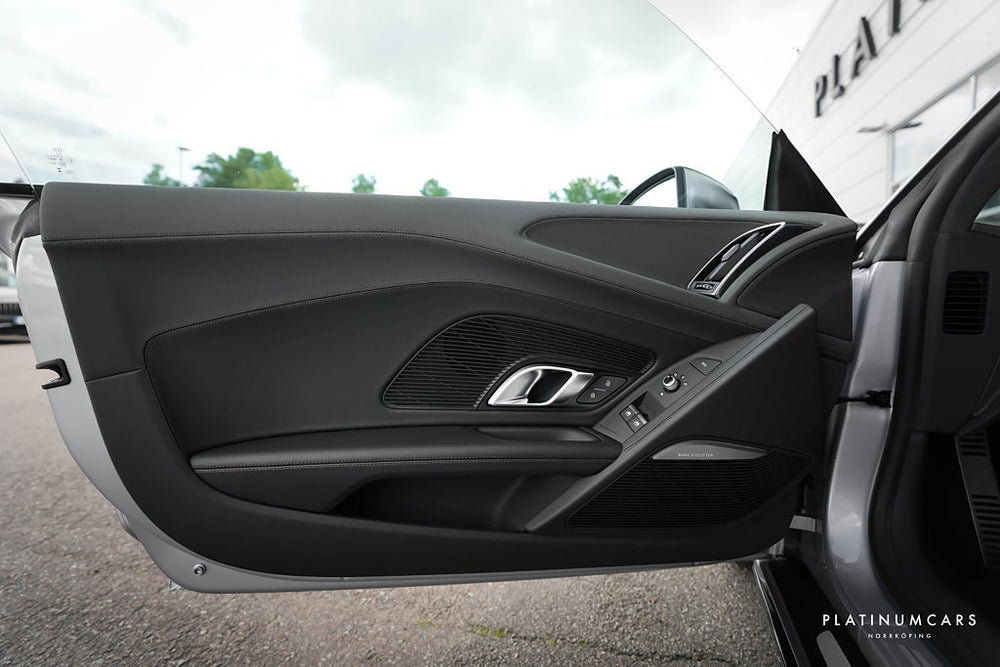 Audi R8 V10 Performance RWD 570hk / Sv.Såld / LEASEBAR