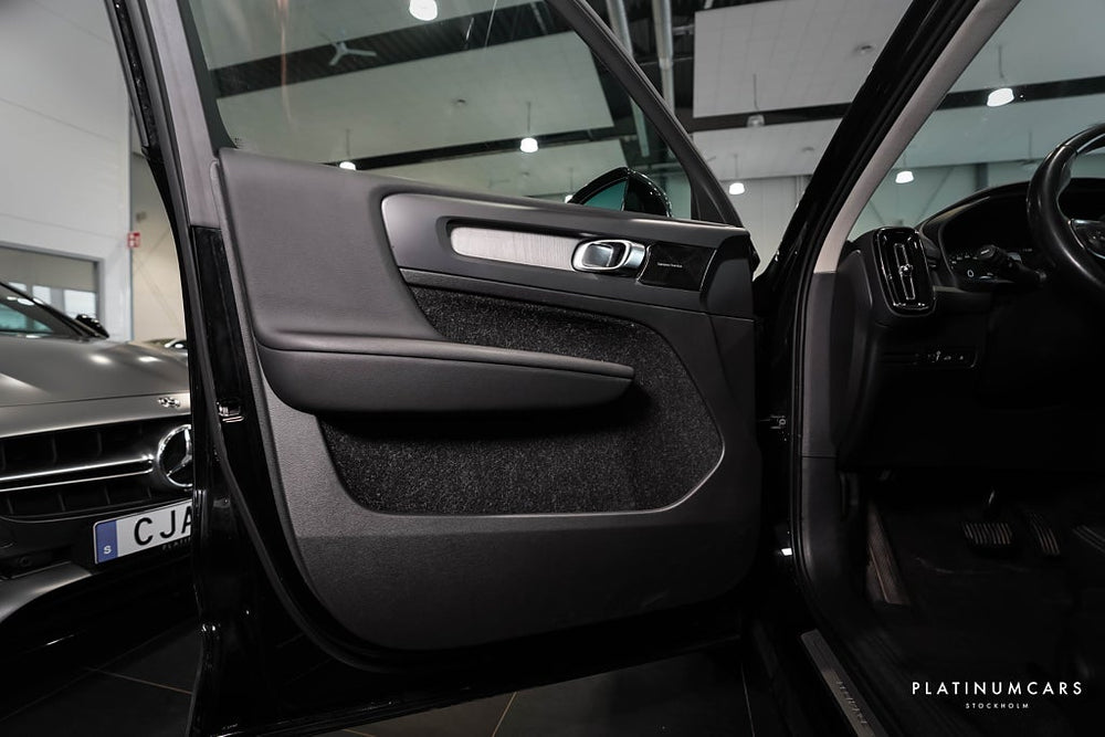 Volvo XC40 Recharge T5 DCT Inscription FWD / LEASEBAR / Värmare