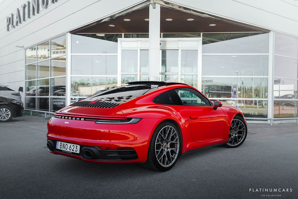 Porsche 911 992 Carrera 4S PDK 450hk / PDCC / Matrix / 18-vägs