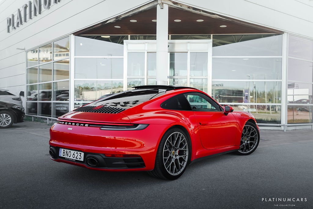 Porsche 911 992 Carrera 4S PDK 450hk / PDCC / Matrix / 18-vägs