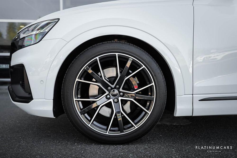 Audi SQ8 TFSI Q 507hk / Sv.såld / Pano / Matrix / Låga mil