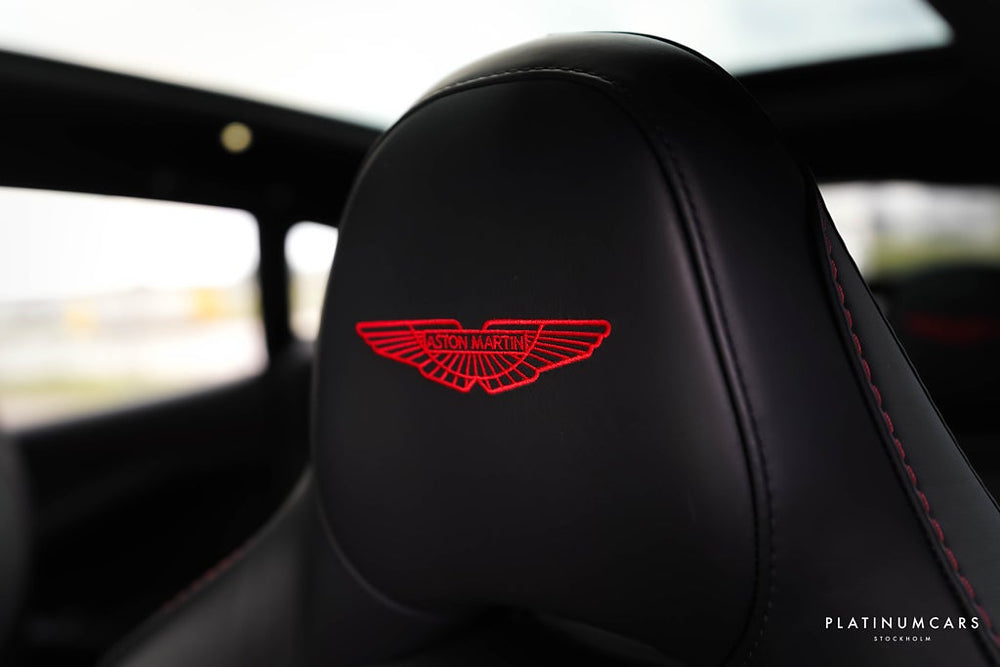 Aston Martin DBX707 707 4.0 V8 707HK / LEASEBAR / Carbon / Sv.Såld