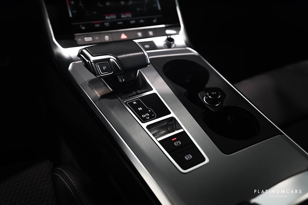 Audi A6 Avant 55 TFSI e Quattro S-Line / LEASEBAR / Drag