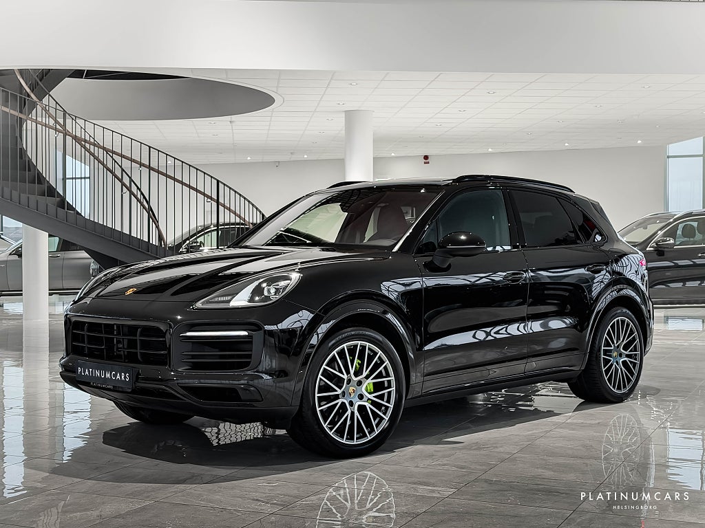 Porsche Cayenne E-Hybrid 462hk Platinum EDT / Sv.såld / Pano / BOSE