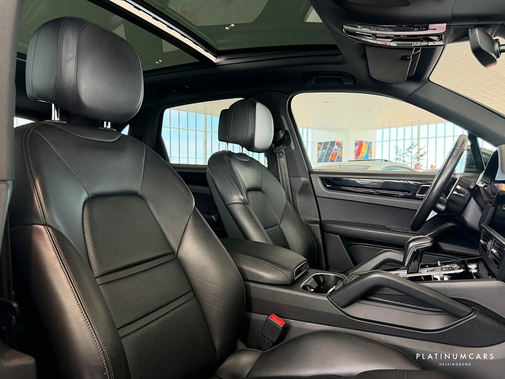 Porsche Cayenne E-Hybrid TipTronic S 462hk / Sv.såld / HUD / BOSE