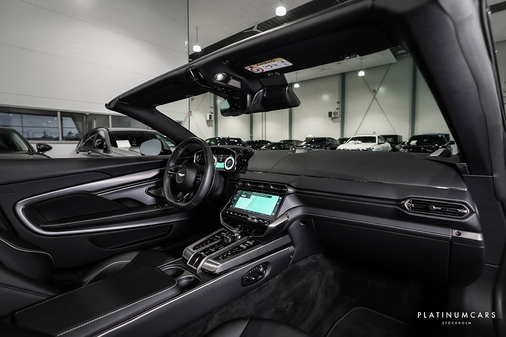 Aston Martin Vanquish Volante V12 835hk 2026
