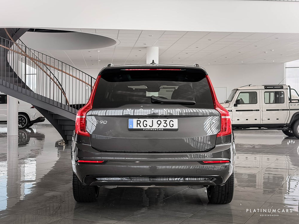Volvo XC90 T8 AWD Ultra Dark 456hk / B&W / 22" / 7-sits / SE SPEC!