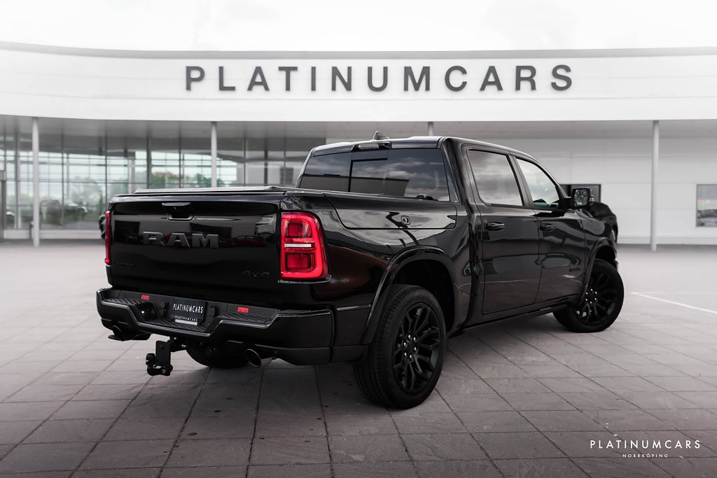 RAM 1500 Limited Rambox Night 2026 / LEASEBAR