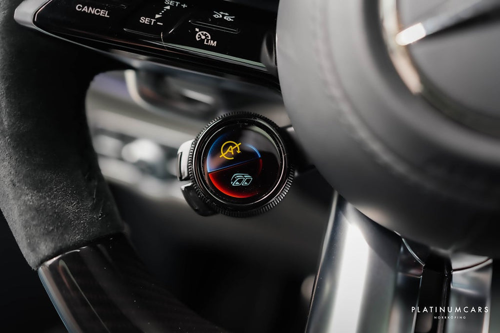 Mercedes-Benz G63 AMG 585hk 2025 / Sv.såld / Performance / Kolfiber