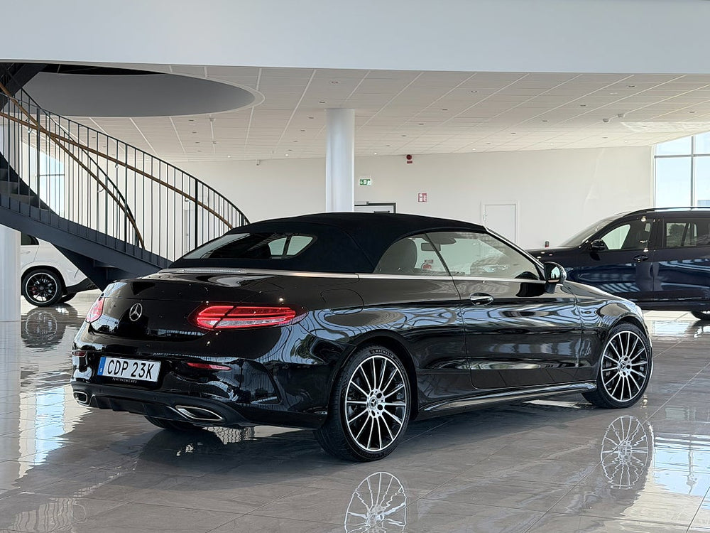 Mercedes-Benz C 300 AMG Cabriolet 258hk / Burmester / 360° / Navigation