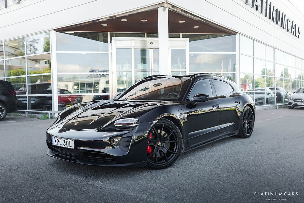 Porsche Taycan GTS Sport Turismo / 18-vägs / Bose / Pano / SE SPEC