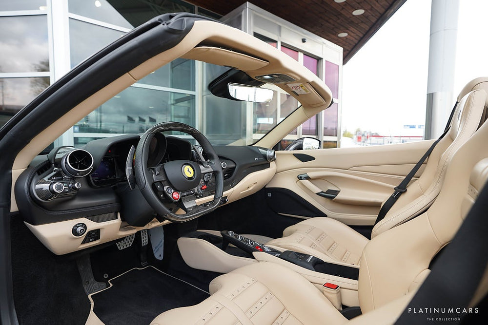 Ferrari F8 Spider 720hk / Kolfiber / Edizione Finale / Historical