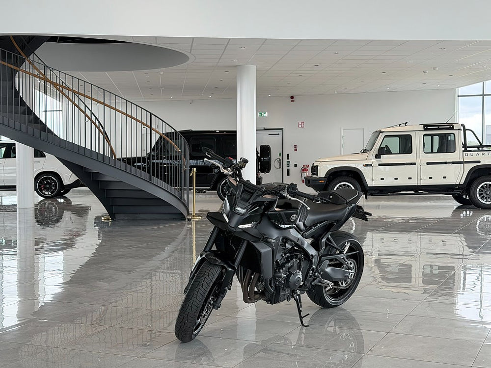Yamaha MT-09 Dominator Avgassystem / Ny Servad
