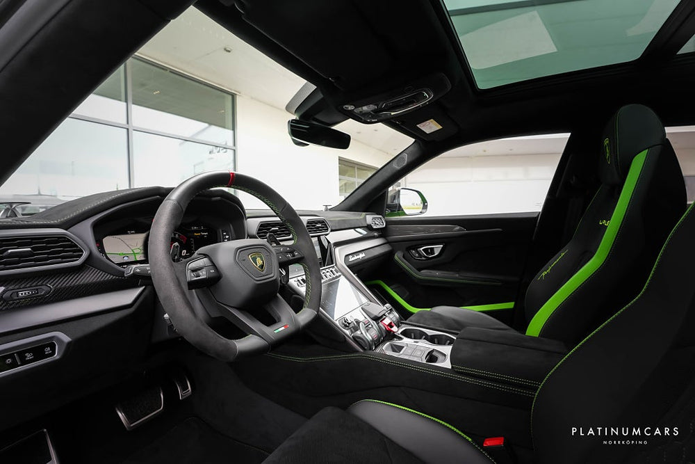 Lamborghini Urus Performante 666hk / AKRA / Full kolfiber