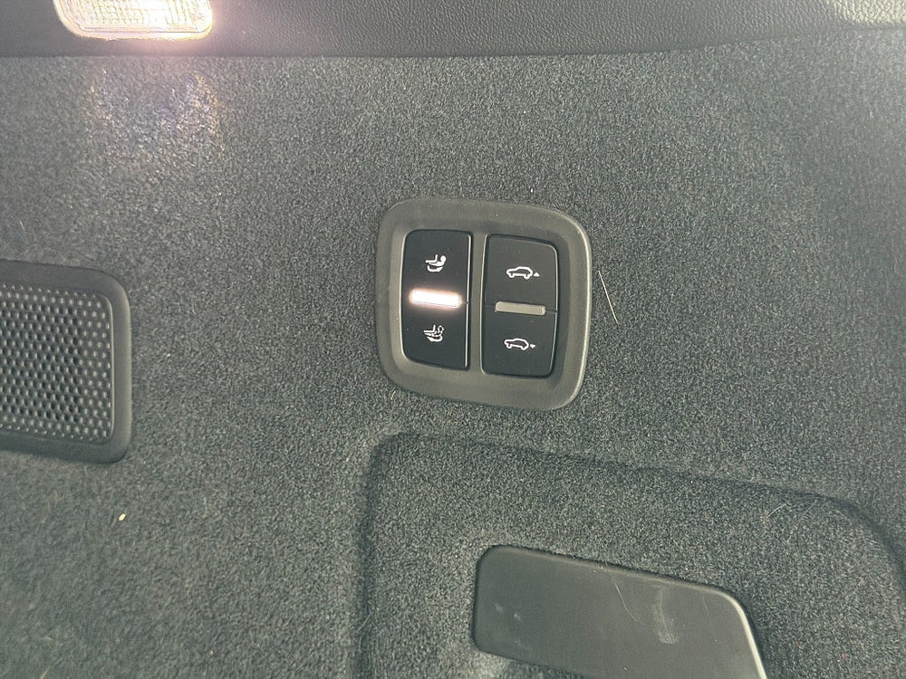 Porsche Cayenne S E-Hybrid 520hk / SportDesign / BOSE / Pano / Drag / HUD