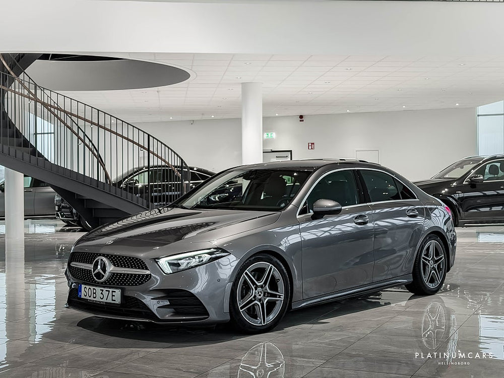 Mercedes-Benz A 220 Sedan AMG Line 190hk / CarPlay / Kamera