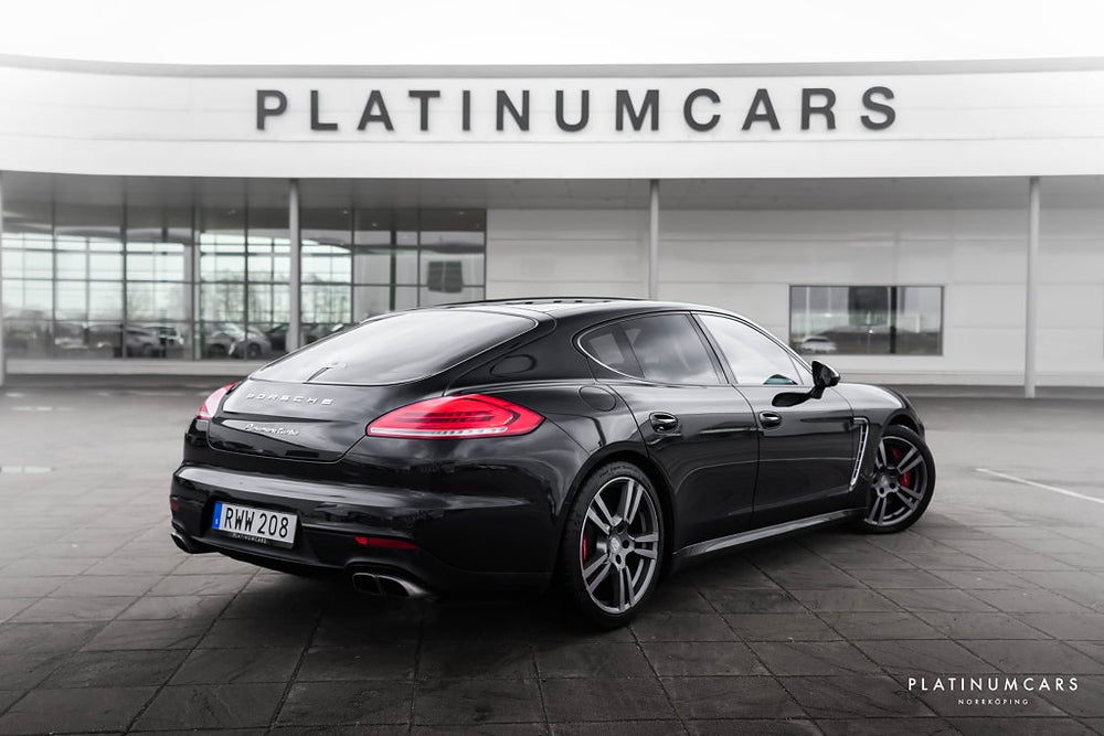 Porsche Panamera Turbo PDK 520hk / Taklucka / Burmester