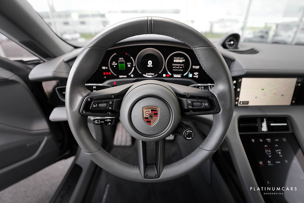 Porsche Taycan 4S Cross Turismo 2025 / BOSE / HUD / Pano / SPEC