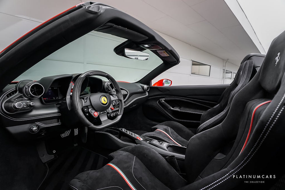 Ferrari F8 Tributo Spider 720hk 2023 / PPF / Kolfiber / SE SPEC