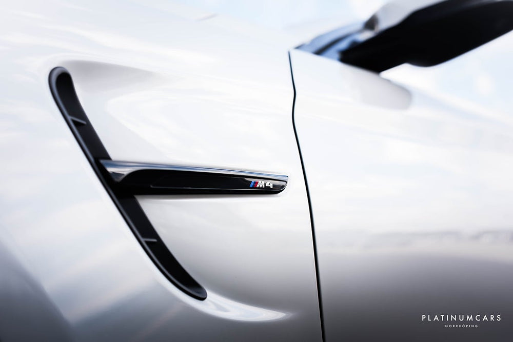 BMW M4 Competition Cab 450hk / Låga mil / Kolfiber / H&K