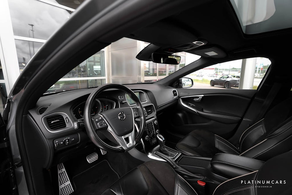 Volvo V40 D4 R-Design Polestar / Sv.Såld / Värmare / Pano