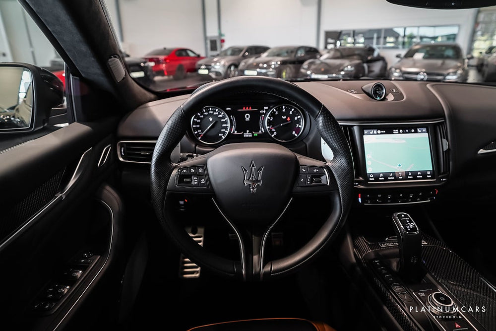 Maserati Levante V8 Ultima 580hk Limited 1 of 103 / LEASEBAR / Carbon