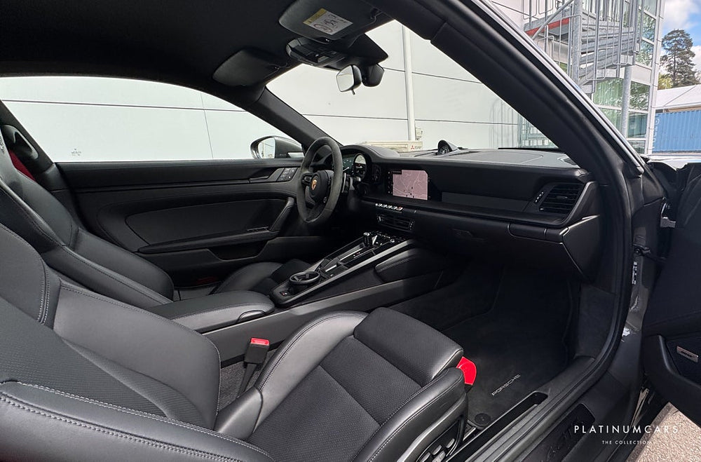 Porsche 911 992 Carrera 4 GTS PDK 480hk 2024 / Aero / 18-vägs