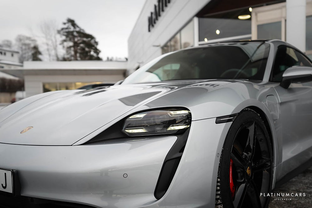 Porsche Taycan 4S Performance / BOSE / 18-vägs / Pano / SE SPEC