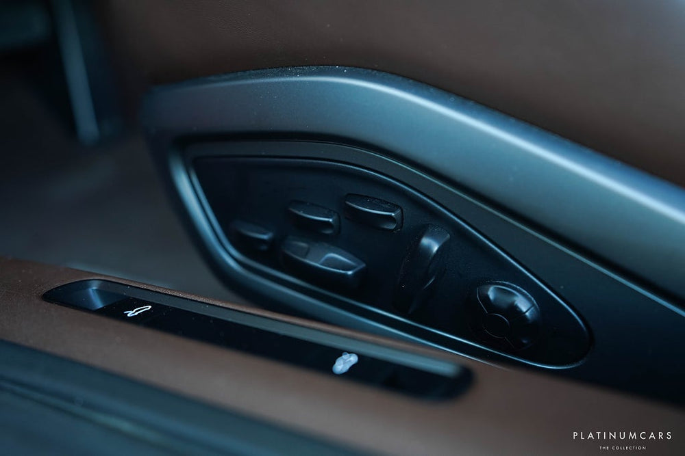Porsche 911 992 Carrera 4S PDK 450hk / PDCC / Matrix / 18-vägs