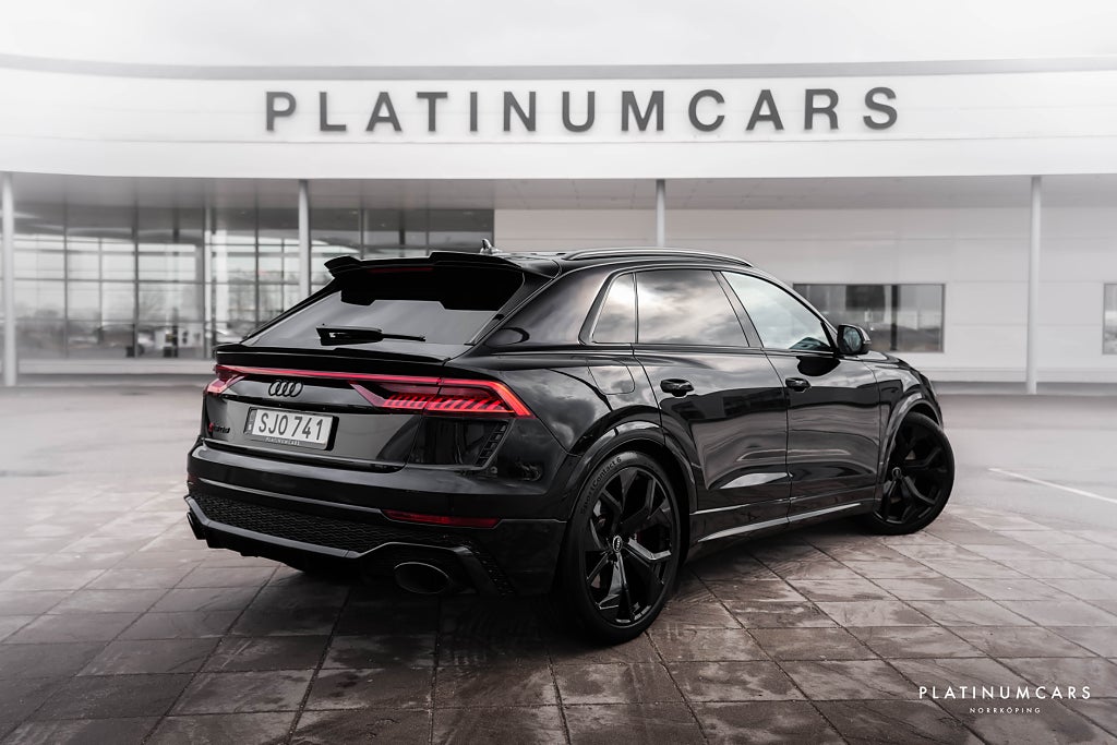 Audi RSQ8 Q 600hk / B&O / Sv.Såld / Maxton / Vossen