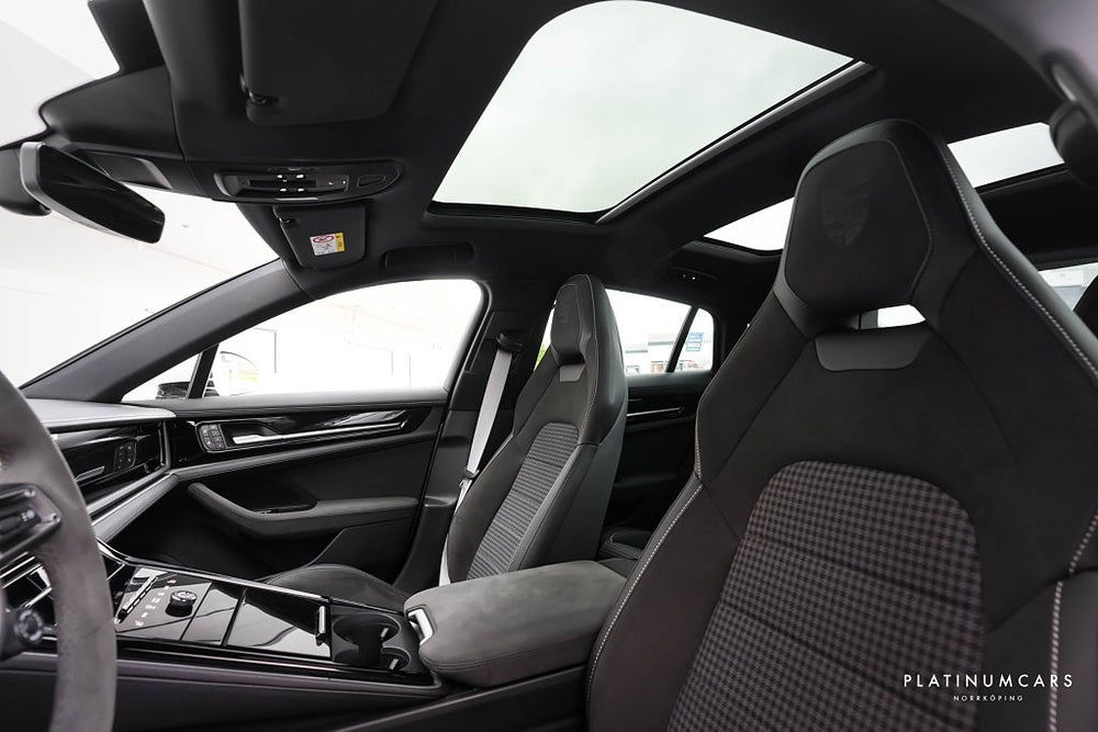 Porsche Panamera 4 E-Hybrid PDK 470hk 2024 / Pepita / Sv.såld